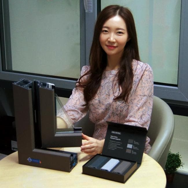 한글라스, 베카 사업제휴 체결